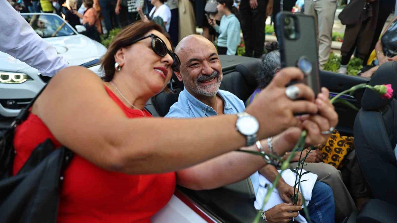 Altın Portakal Korteji’nde yıldızlar geçidi yaşanacak