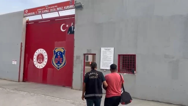 Dörtyol’da 4 yıl hapis cezasıyla aranan 2 hükümlü tutuklandı