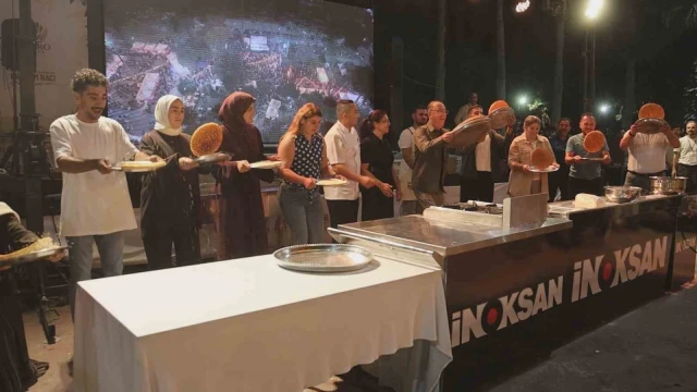 Gastronomi festivalinde künefe şovu
