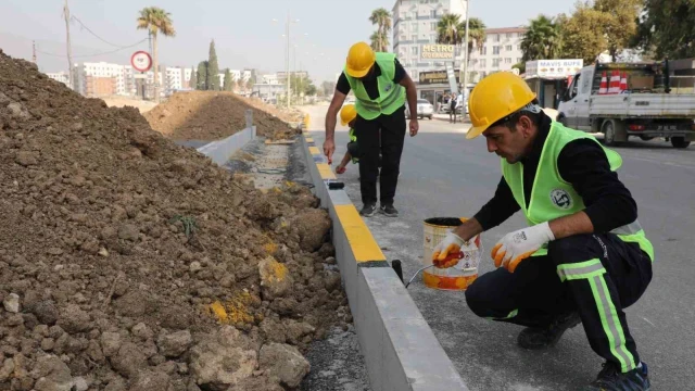 HBB’den Antakya’da bin 500 metrelik refüj çalışması