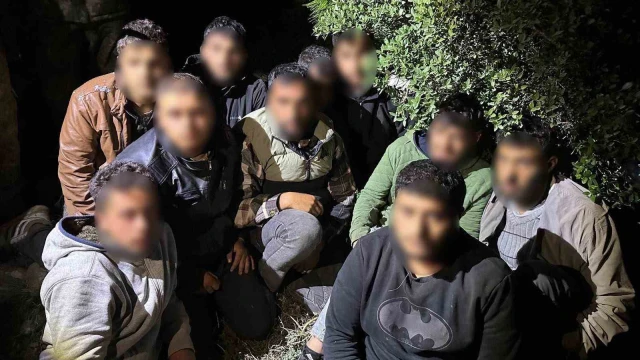 Jandarma ve MİT’ten ortak operasyon: 11 göçmen yakalandı