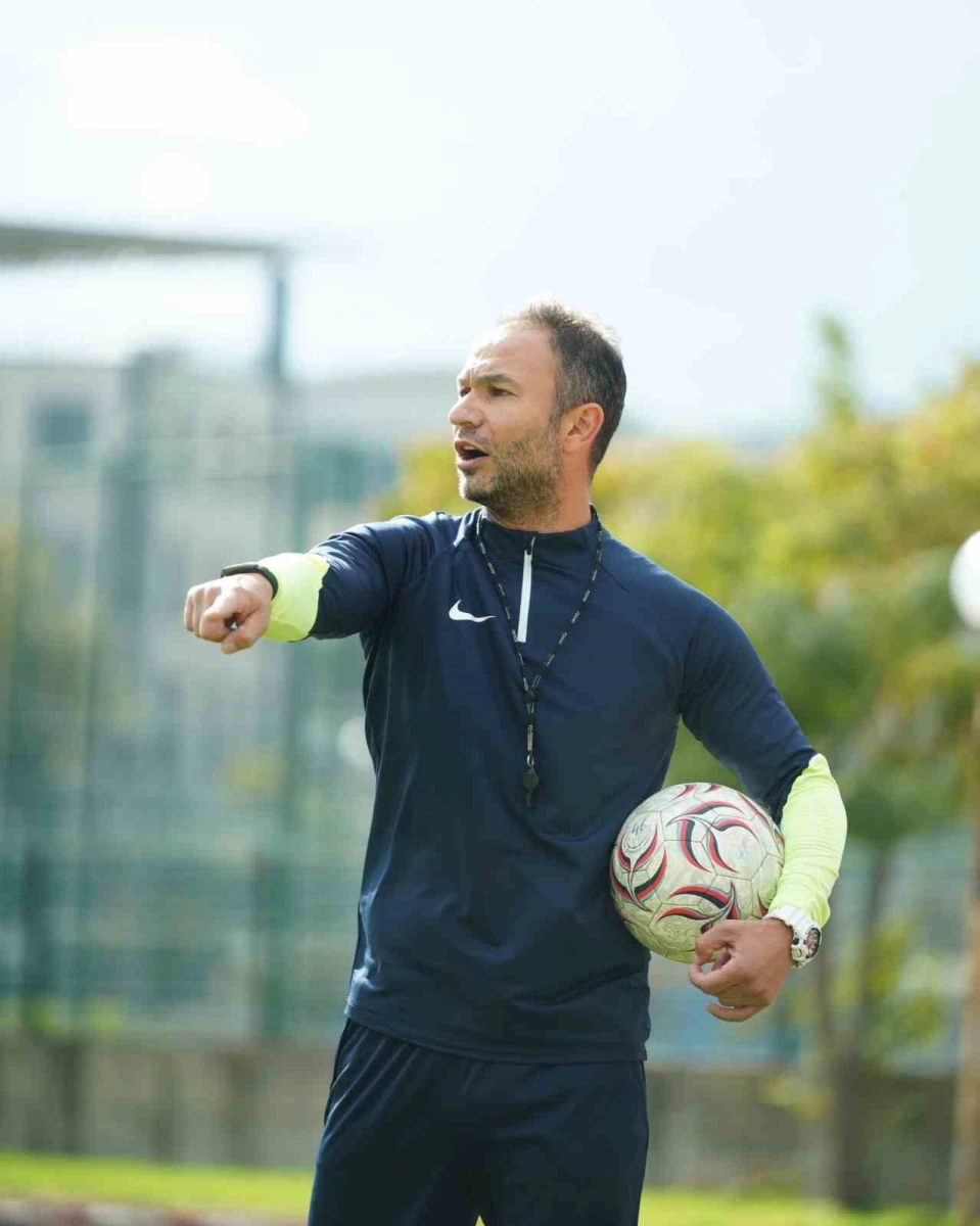 Kahramanmaraş İstiklalspor’da teknik direktör ile yollar ayrıldı