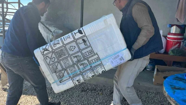 Kozan’da yangın mağdurlarına belediye desteği sürüyor