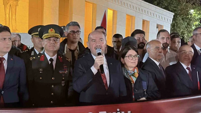 Osmaniye’de Cumhuriyet’in 103. yılı 103 metrelik Türk bayrağıyla kutlandı
