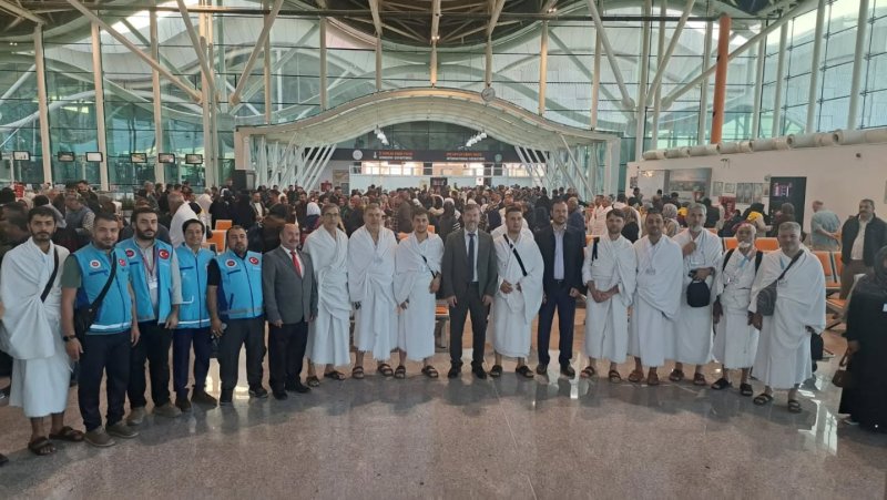 Asrın felaketinin ardından Hatay’dan ilk umre kafilesi uğurlandı