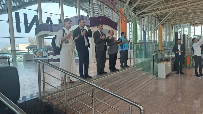 Asrın felaketinin ardından Hatay’dan ilk umre kafilesi uğurlandı