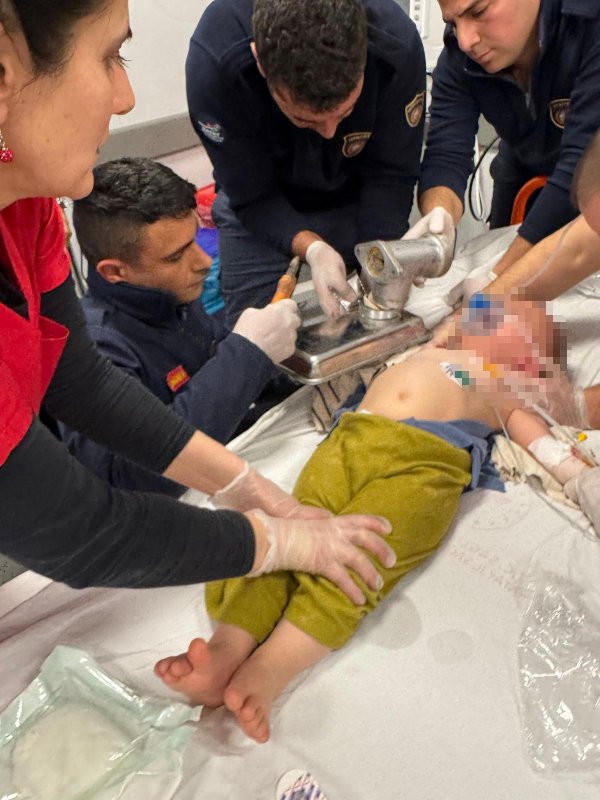 2 yaşındaki çocuk elini kıyma makinesine kaptırdı