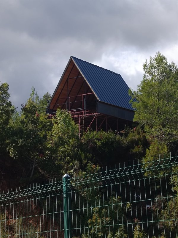 HATAY’DA KAÇAK YAPI KRİZİ  SAMANDAĞ BÜYÜKOBA’DA HUKUKİ ÇIKMAZ