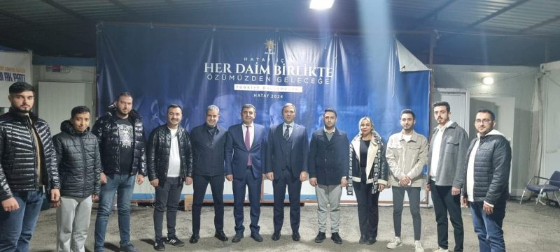 AK PARTİ HEYETİNDEN GENÇLİK KOLLARINA ZİYARET 
