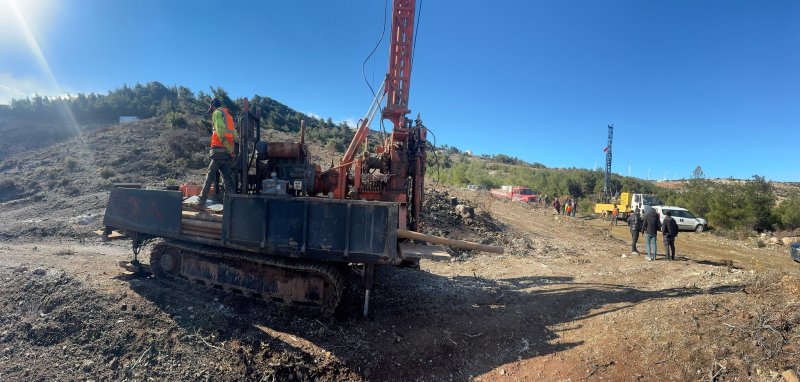 HATAY YAYLADAĞI ŞENKÖY KARMA SANAYİ SİTESİ’NDE İLK KAZMA VURULDU