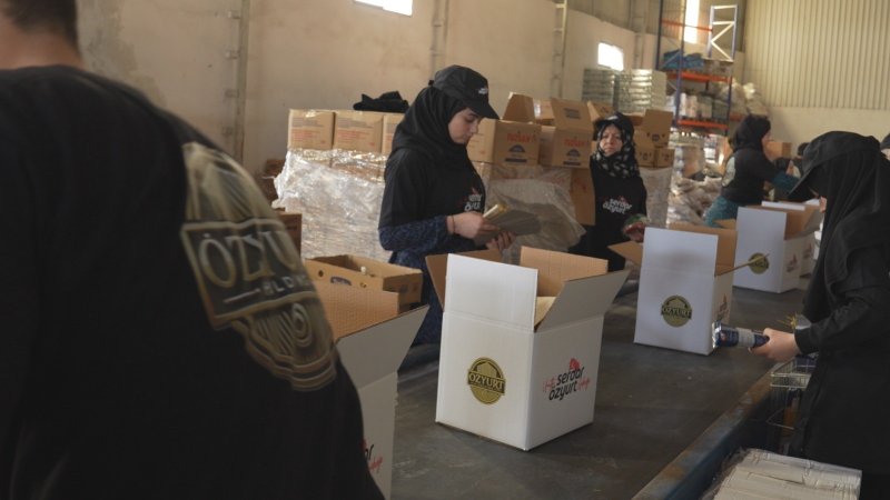 5 bin aileye Ramazan kolisi