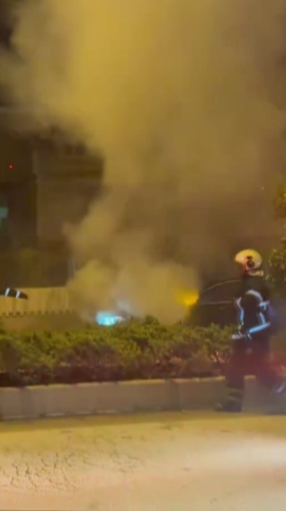 Seyir halindeki otomobilde yangın çıktı