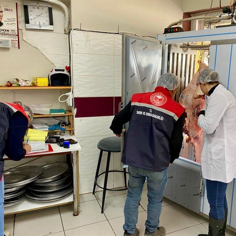 Antakya Belediye Başkanı İbrahim Naci Yapar, halk sağlığı