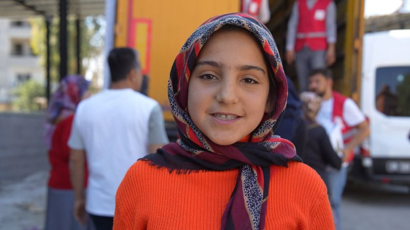 İŞ İNSANI SERDAR ÖZYURT HATAYLILARIN YÜZÜNÜ GÜLDÜRDÜ