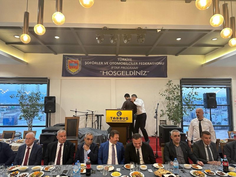 TŞOF HATAYLI ŞOFÖR ESNAFLARINA İFTAR VERDİ