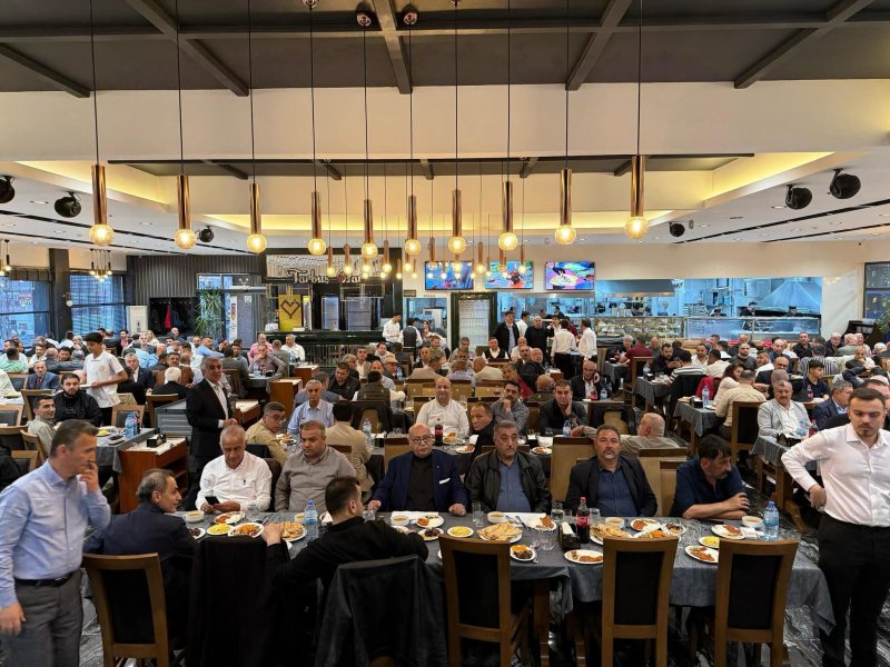 TŞOF HATAYLI ŞOFÖR ESNAFLARINA İFTAR VERDİ