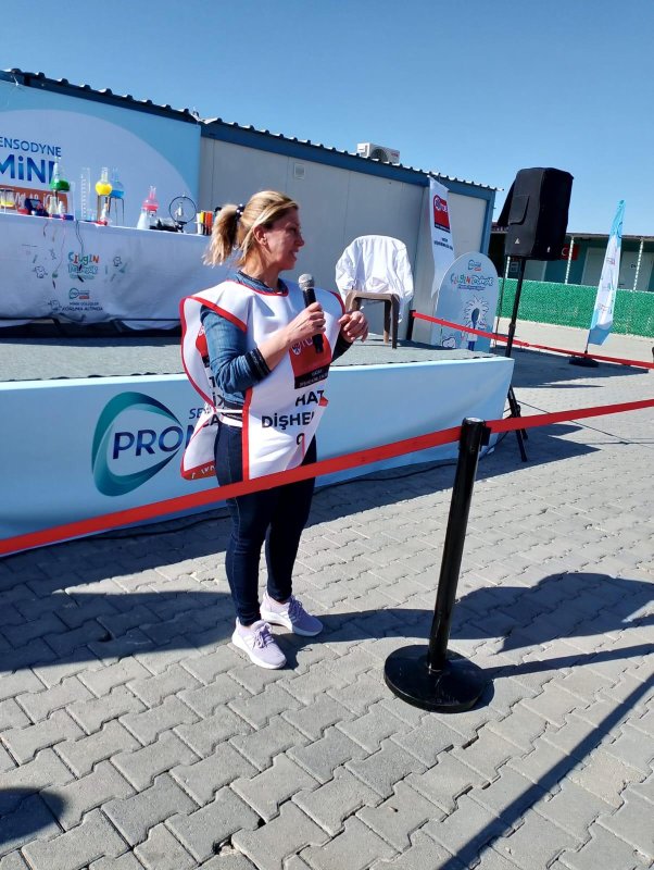 SEYFETTİN: “HALKIMIZ İÇİN AĞIZ VE DİŞ SAĞLIĞI ETKİNLİKLERİMİZ DEVAM EDİYOR”