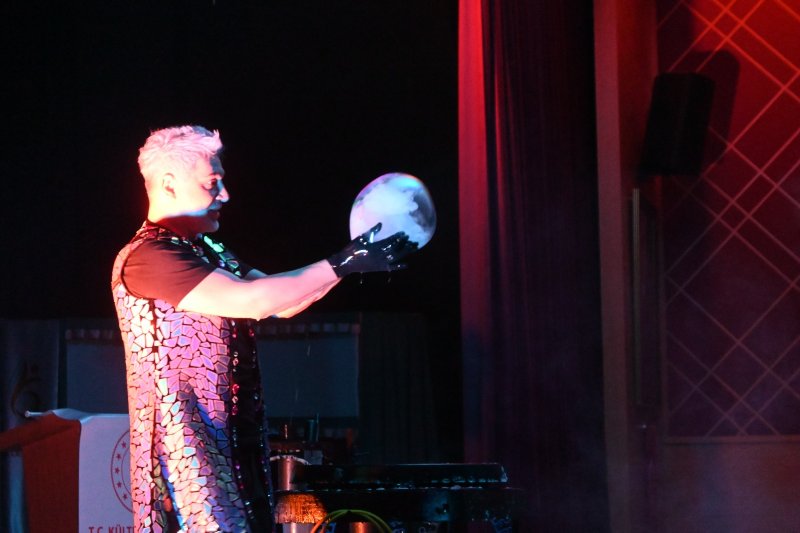 BELEN’DE ÇOCUKLAR GÖNÜLLERİNCE EĞLENDİ