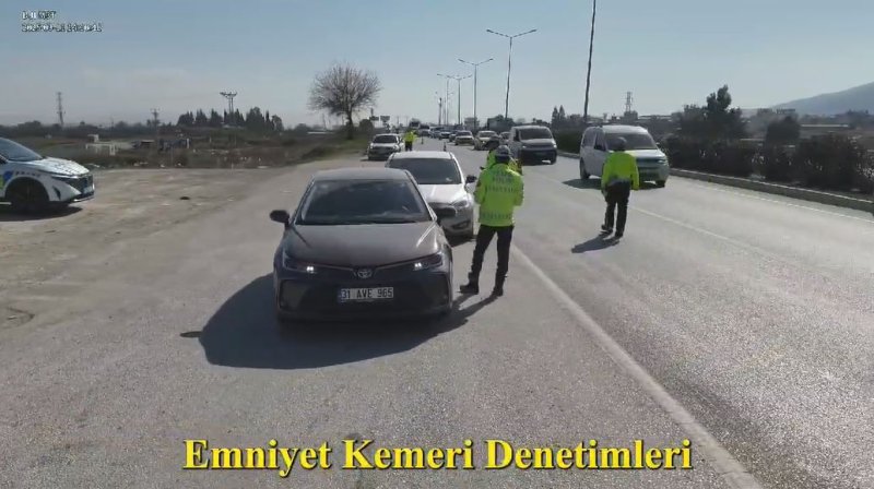 Hatay’da emniyetten dron destekli trafik denetimi 