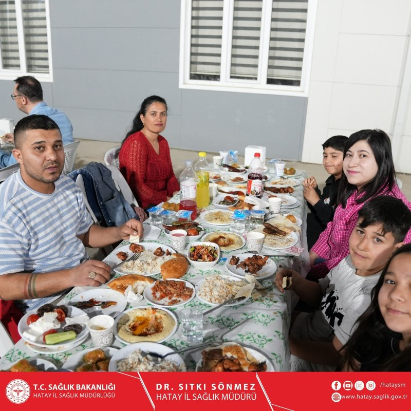 HATAY İL SAĞLIK MÜDÜRLÜĞÜ AİLESİ İFTARDA BULUŞTU