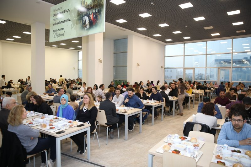 İSTE AİLESİ, RAMAZAN COŞKUSUNU PAYLAŞTI