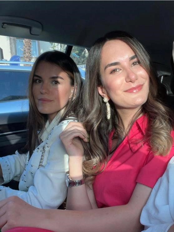 Depremde 2 kızı can veren acılı anne, evlatlarını kurtarabilmek için son ana kadar mücadele veren Mehmetçiğin emeklerini unutmuyor