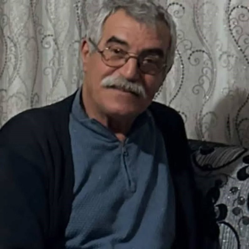 Otomobilin çarptığı bisikletli adam öldü, o anlar kamerada