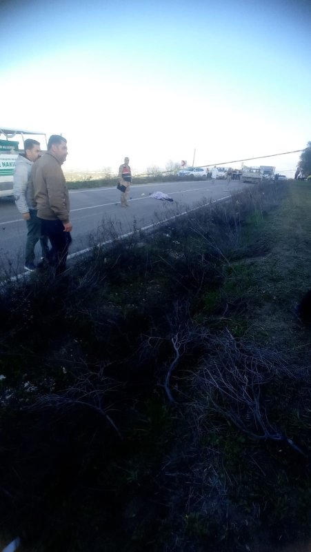 Kamyonetle çarpışan motosikletin 25 yaşındaki sürücüsü hayatını kaybetti