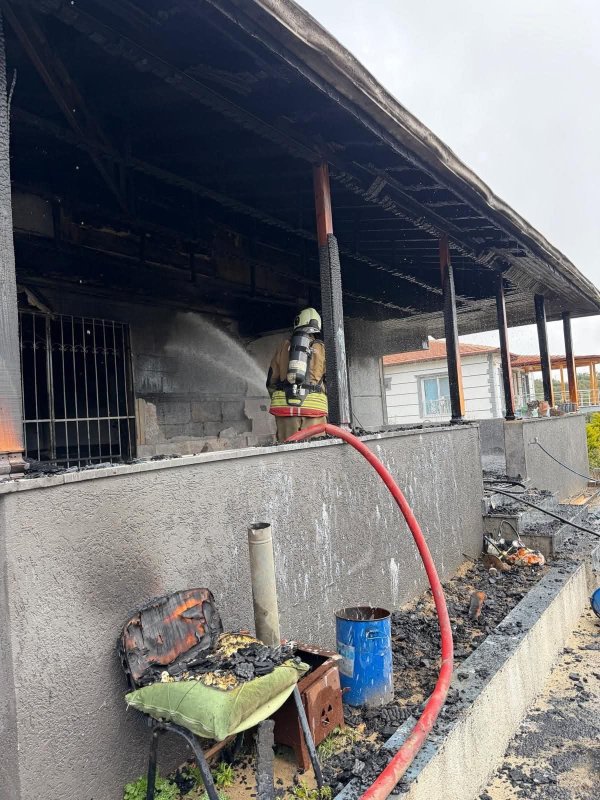 Antakya'da ev yangını