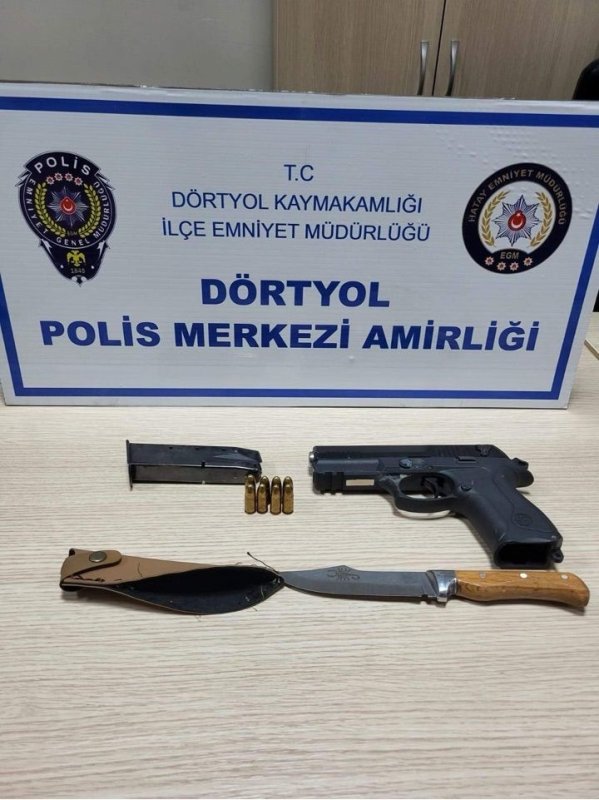 Dörtyolda üzerinden silah ve bıçak çıkan şahıs tutuklandı