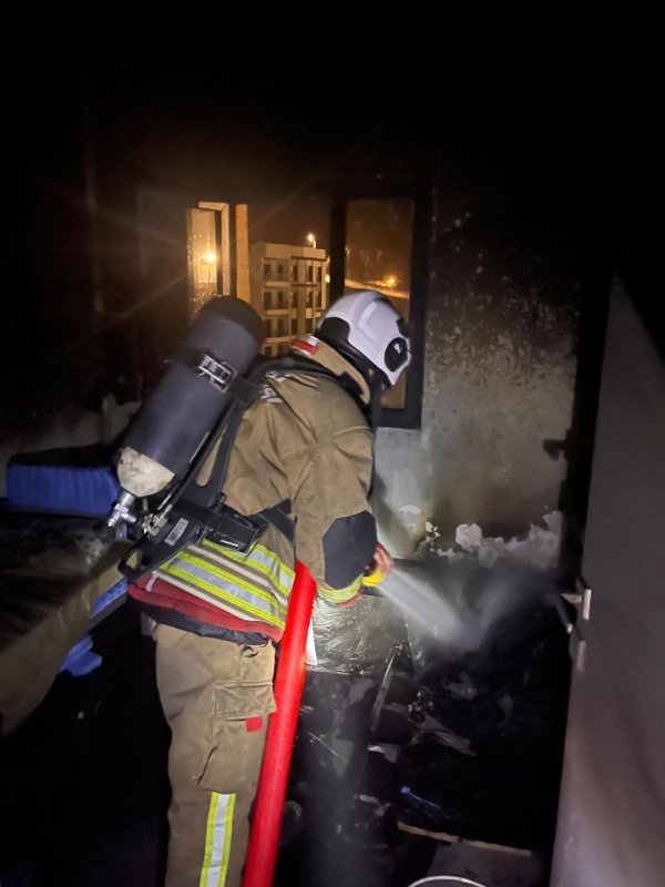 Defne'de yanan ev kullanılmaz hale geldi