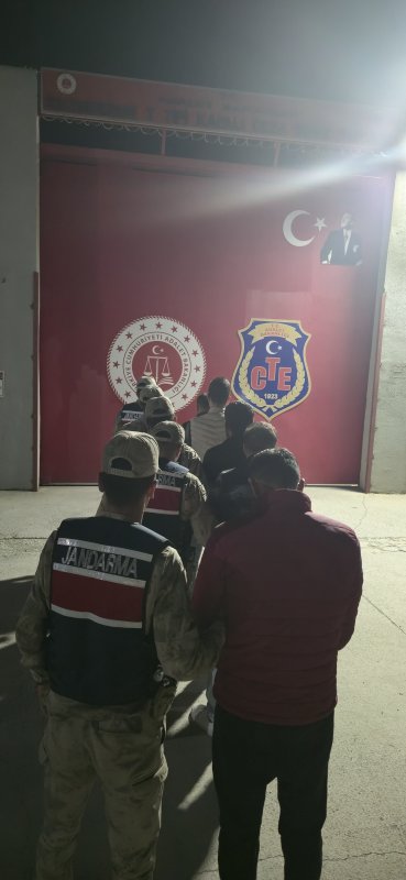 Hatay’da jandarma ekiplerinden hırsızlara yönelik operasyon: 5 şüpheli tutuklandı