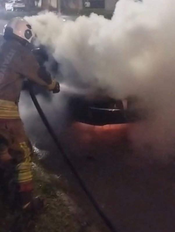  Arsuz'da otomobil yangını