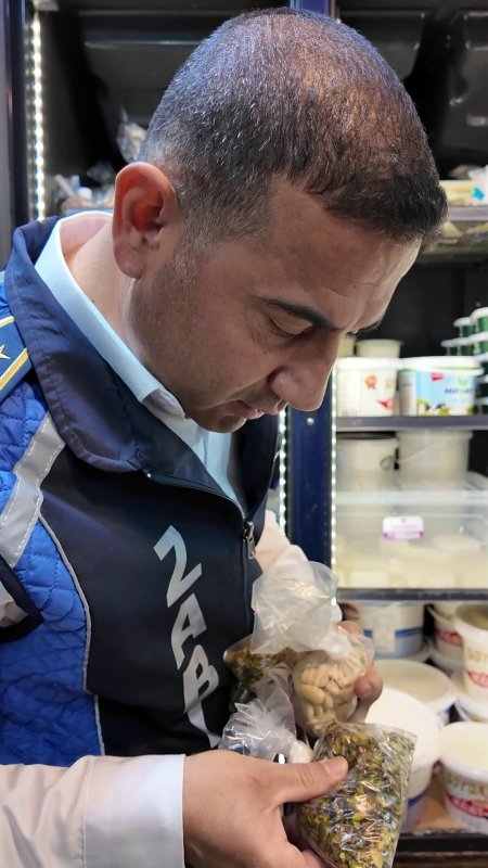 Son kullanma tarihi geçmiş yoğurdu satan esnaf, 'sabah kaldırın demiştim' diye kendini savundu
