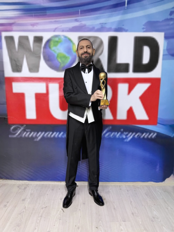 Barışa Adanan Bir Hayat: Akif Manaf Küresel Barış Ödülü’nü Aldı