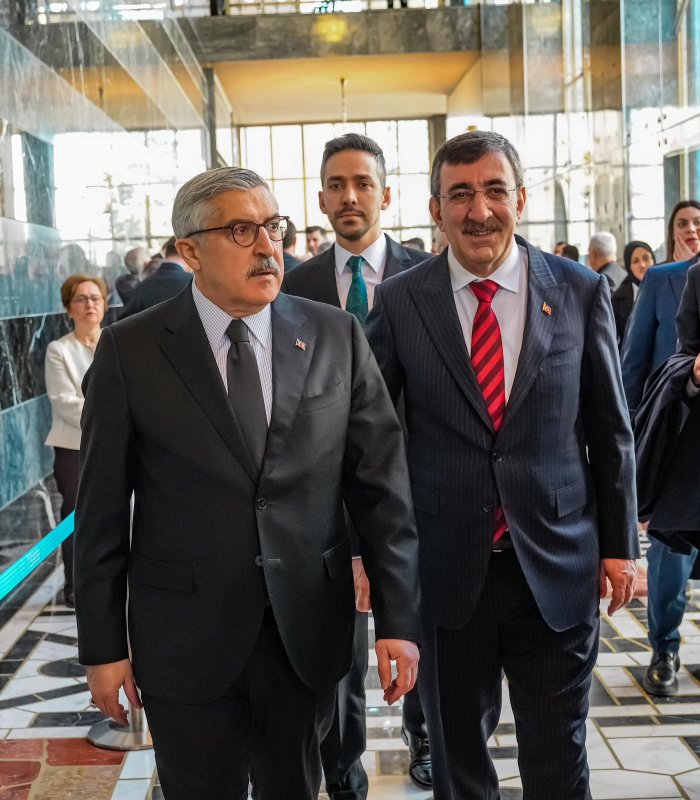 AK Parti Genel Başkan Yardımcısı ve Hatay Milletvekili Hüseyin Yayman, Cumhurbaşkanı Yardımcısı Cevdet Yılmaz