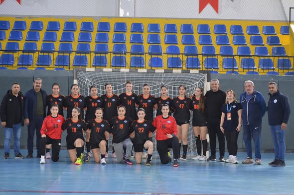 İSKENDERUN BELEDİYESPOR GALİBİYETLE AYRILDI