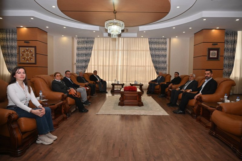 HMKÜ “BESLENME DOSTU İŞ YERİ” BELGESİ ALDI