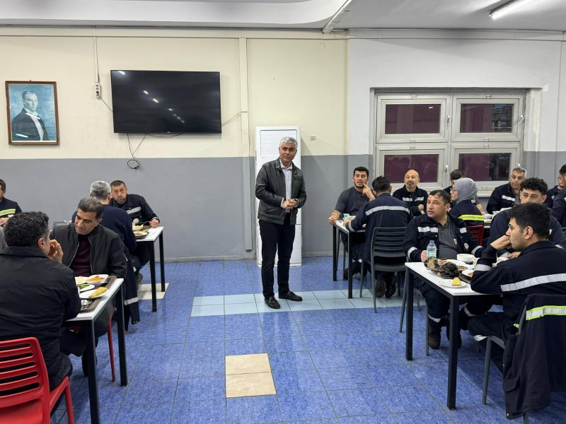 GÜNGÖR EMEKÇİLERLE İSKENDERUN’DA İFTARDA BULUŞTU  