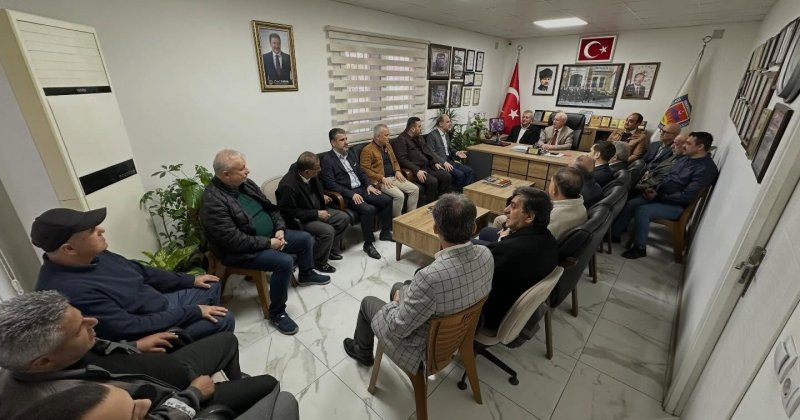 AK Parti Hatay Milletvekili Av. Abdulkadir Özel, İskenderun Şoförler ve Otomobilciler Odası Başkanlığı’na yeniden seçilen Erol Akın’ı makamında ziyaret ederek hayırlı olsun dileklerini iletti.