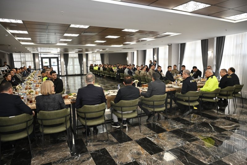 HATAY POLİSEVİ'NDE BAŞARI ÖDÜLLENDİRİLDİ