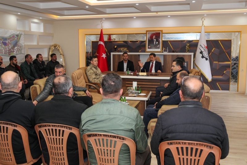 VALİ MUSTAFA MASATLI ESNAFIN TALEPLERİNİ DİNLEDİ