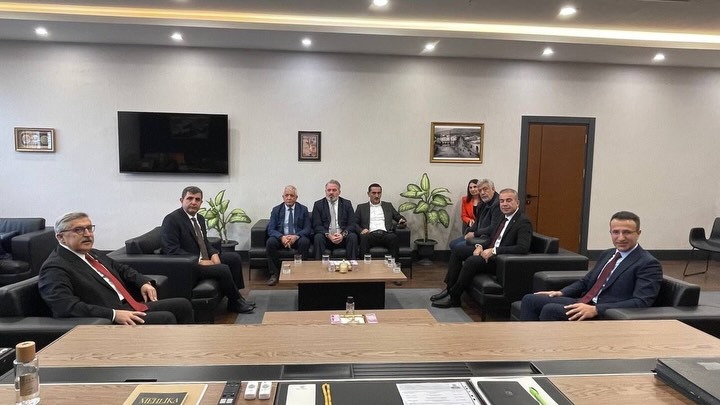 KAYMAKAM AKPAY AK PARTİ HEYETİNİ AĞIRLADI