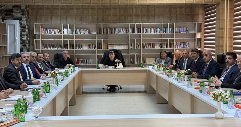 İLÇE MİLLÎ EĞİTİM MÜDÜRLERİ TOPLANTISI GERÇEKLEŞTİ