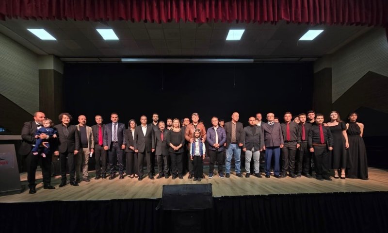 “SANATLA YÜKSELEN NESİL GELİYOR”