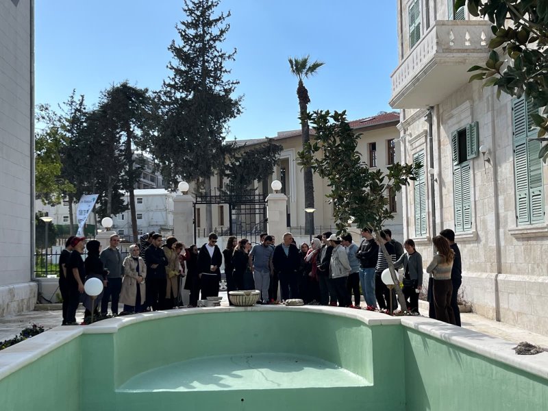 YTÜ’LÜ ÖĞRENCİLER HATAY’DA SAHAYA İNDİ