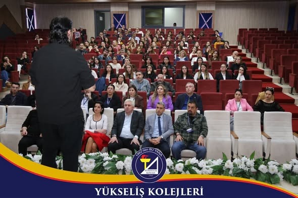 Yükseliş Koleji Prof. Dr. akademisyen - yazar Uğur Batı’yı ağırladı