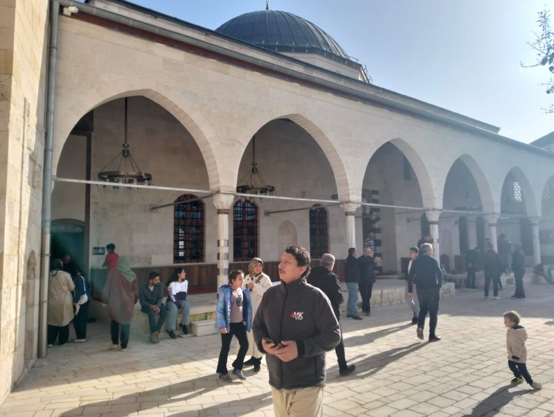 HABİB-İ NECCAR CAMİİ ZİYARETÇİLERLE DOLUP TAŞIYOR