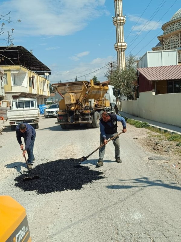KUMLU’DA ZEMİN İYİLEŞTİRME ÇALIŞMALARI SÜRÜYOR