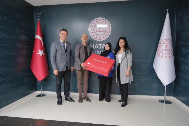 Hatay’da genç tasarımcılar ödüllendirildi
